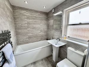 Photo 20- click for photo gallery